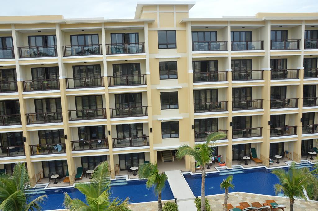 Henann Park Resort Balabag  Exterior photo